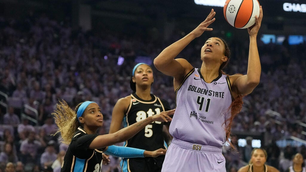 Angered over a.m. WNBA Finals tip-off, Chicago bar owner opens early to fans anyway, to "cause a ruckus" — McDonough Business news