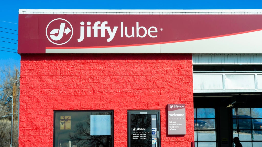 Georgia mother arrested after trying to abandon 6-month-old child at Mableton Jiffy Lube, police say — McDonough Health news